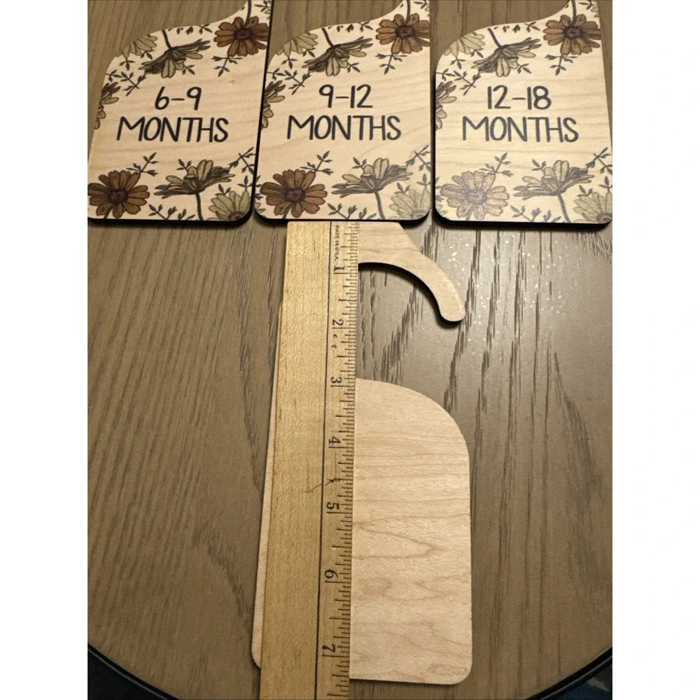 Baby Clothes Organizer Hangers Floral Size Separators Wood Newborn - 2 Years